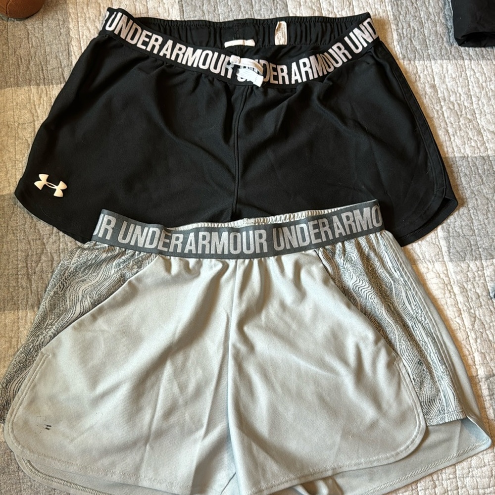 Under Armour Women’s Shorts (set)